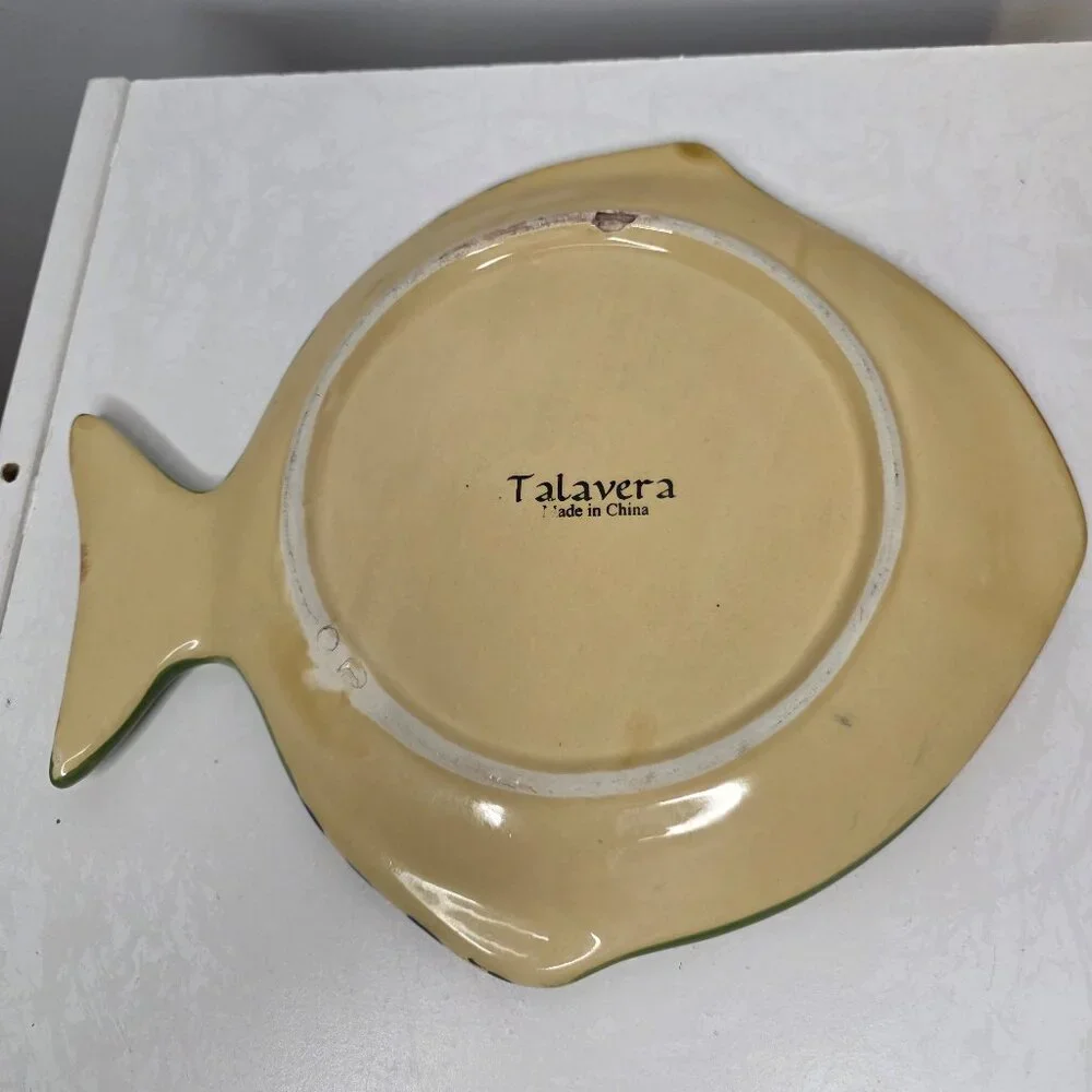 Talavera Hand Painted Decorative Fish Plate 8